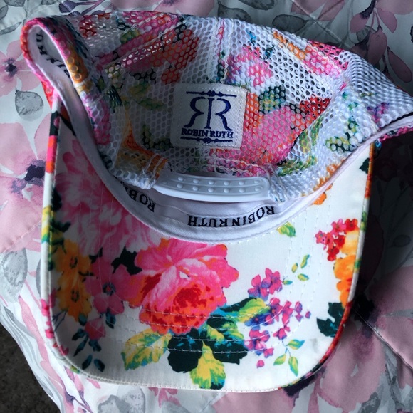 NWOT Robin Ruth Qatar Hat - Picture 3 of 4